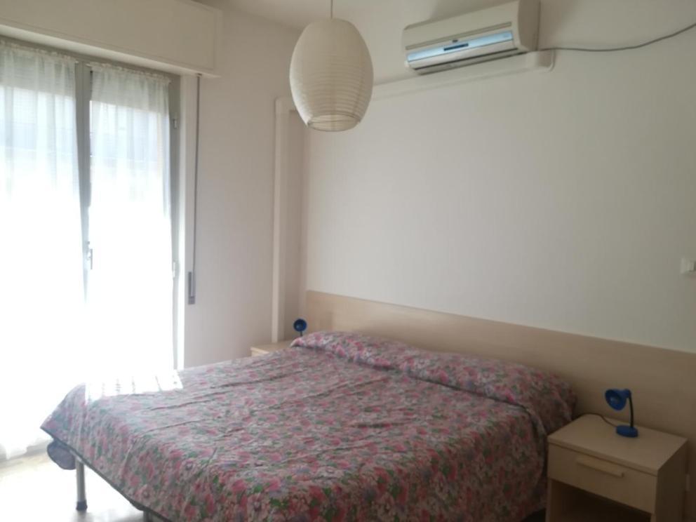 Residence Villa Carmen Fronte Mare A 50 Mt ปิเอตราลิกูเร ภายนอก รูปภาพ
