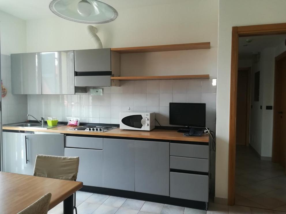 Residence Villa Carmen Fronte Mare A 50 Mt ปิเอตราลิกูเร ภายนอก รูปภาพ